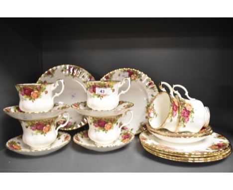 A selection of Royal Albert Old Country Roses patterned tableware, to comprise tea cups and saucers for 8 settings, and six s