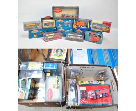 A group of boxed Corgi Original Omnibus Series scale models to include OM44004 and 44008 'Blackpool Brush Rail Coach - The Se