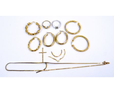 A group of mixed 9ct yellow gold jewellery including two pairs of earrings and horseshoe ring, combined approx 11.3g, a white