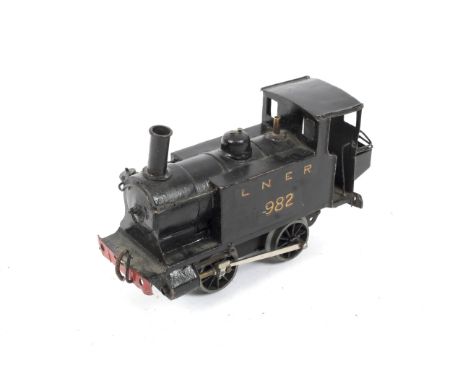 0 gauge LNER 0-4-0 982 tank engine. Scratch built, with clockwork mechanism but no key.