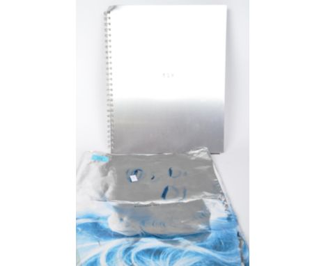 Madonna - Sex - A vintage 20th century erotic hardback book by the Iconic musical artist. Comes with original wrapper. Made i
