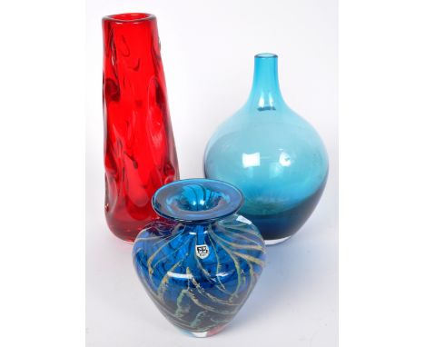 A collection of vintage 20th Century studio art glass vases. Comprising of Mdina glass, with flared top and tapering body in 