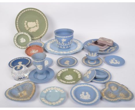 An assortment of vintage 20th century Wedgwood jasperware pieces to include a variety of cameo plates,bowls, lidded pots, min
