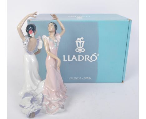 Lladro - Ole Flameco Couple - A boxed vintage 20th century Spanish porcelain figure in the form of two female flamenco dancer