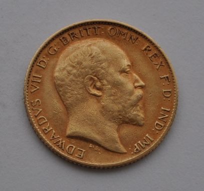 A 22ct gold 1906 Edward VII gold half sovereign. The coin having bust to verso with St George to obverse. Weight approximatel