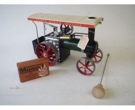 Mamod model of steam tractor with instructions and accessories Fair condition for age and use