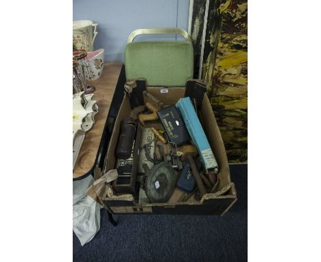MIXED COLLECTIBLES - EBONY AND BONE DOMINOES, WEAVING SHUTTLE, CLOCK DIAL AND MOVEMENT, HAND TOOLS, CORKSCREW, ETC,... (CONTE