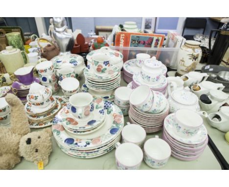 A POOLE POTTERY PART COFFEE SERVICE FOR SIX PERSONS 'SHERWOOD' PATTERN, A WINDSOR PART TEA SERVICE AND A ROYAL WINTON SOUP TU