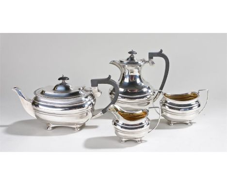 George V silver tea service, Sheffield 1915, maker Mappin and Webb, comprising teapot, hot water jug, milk jug and sugar bowl