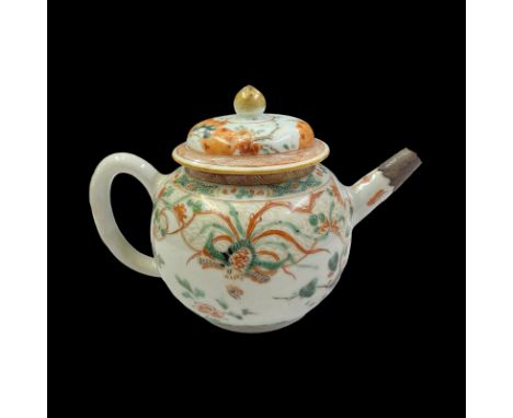 Kangxi Dynasty, c.1700 Teapot  12 cms tall  Typical period Famille Verte decoration.  Condition: Good apart from repair to sp