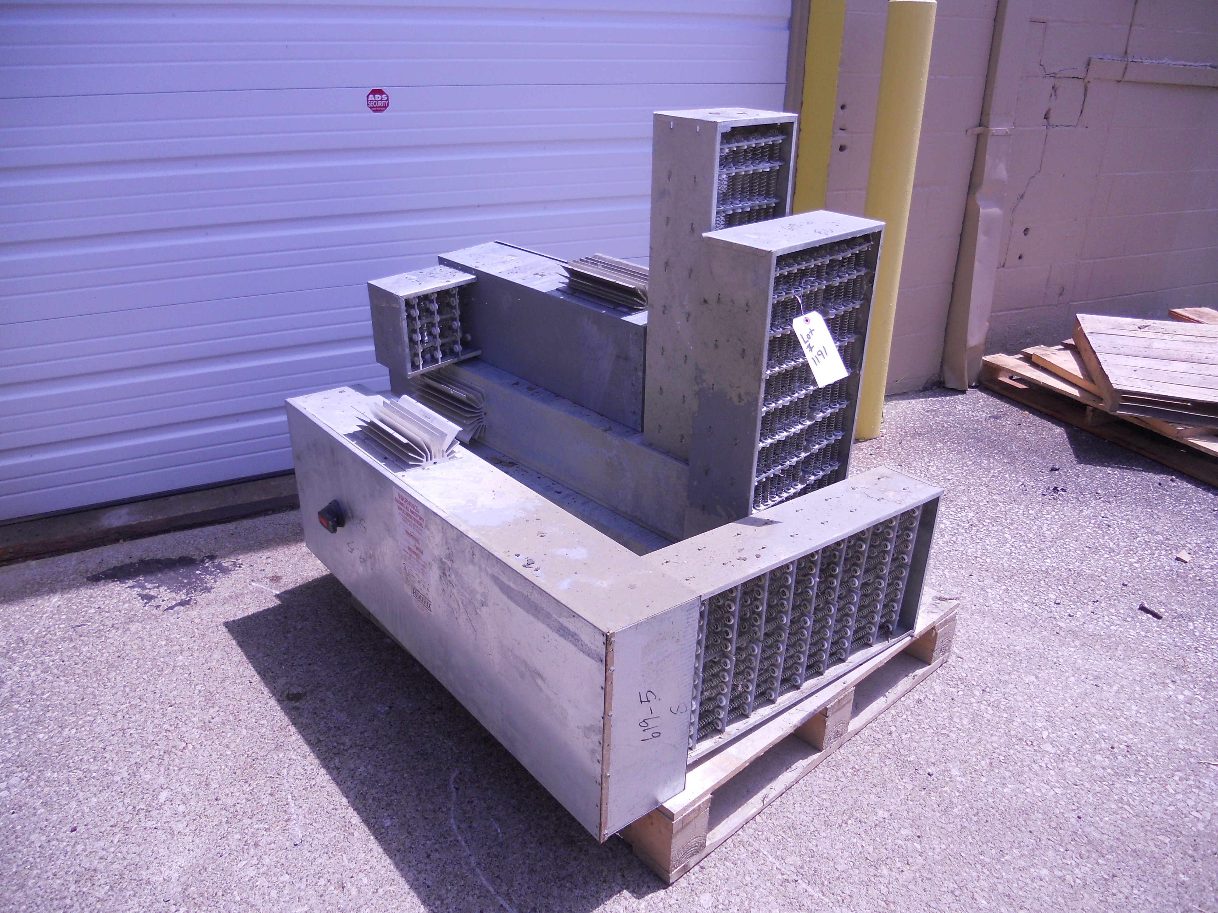 Skid with (4) Heatrix duct heaters