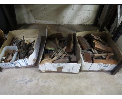 Three trays of vintage tools 