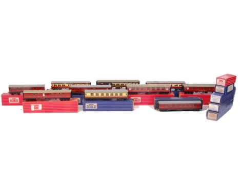 A collection of original vintage Hornby Dublo 00 gauge railway trainset rolling stock items. All carriages and wagons. All bo