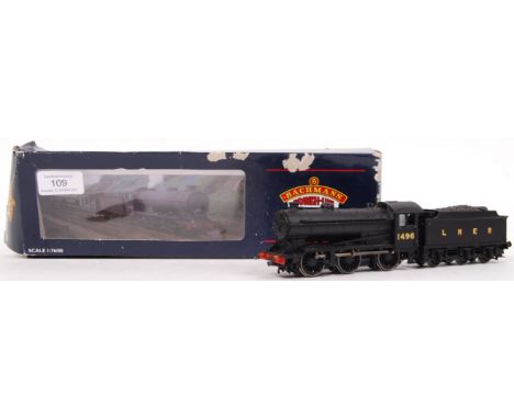 A Bachmann Branch Line 00 gauge railway trainset locomotive 31-860 LNER Loco. Within the original box (tatty box). With tende