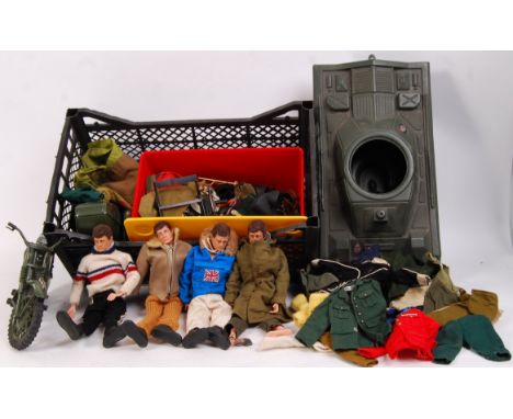 A large collection of assorted vintage Palitoy Action Man dolls / figures and accessories. To include 4x Action Man figures, 