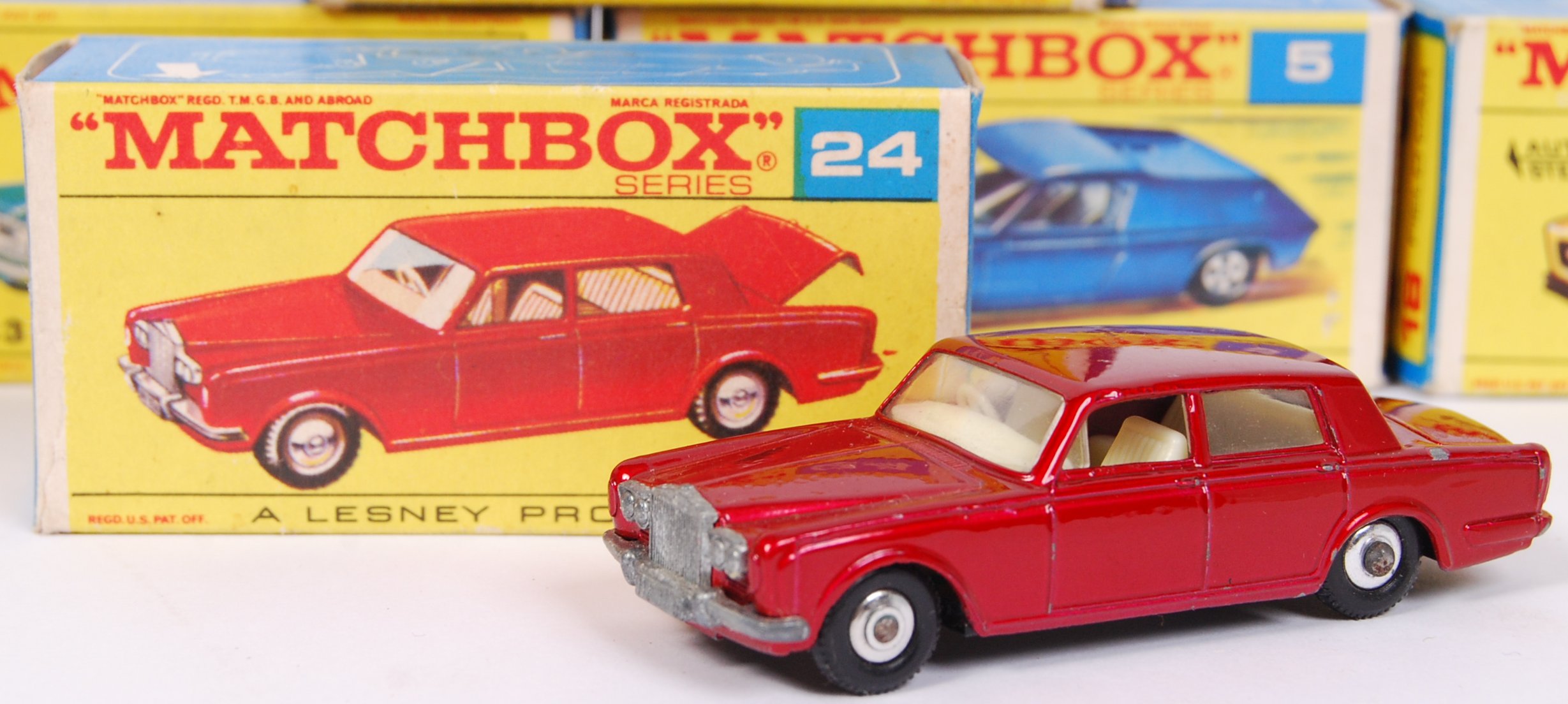 A collection of 8x vintage Matchbox Lesney Series diecast model cars