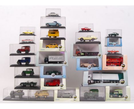 A large collection of direct-from-factory Oxford Diecast assorted scale (1:76 &amp; 1:43 ) Mould / Test / Salesman ' Sample '