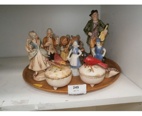Tray of Figurines inc Hummel