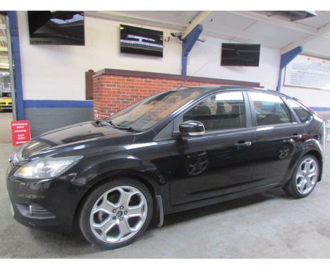 Make &amp; Model: Ford Focus Titanium TD 136Date of Reg: AE59 LZWColour: Blackcc: 1997MoT: 07-03-2021Fuel Type: DIESELMileage