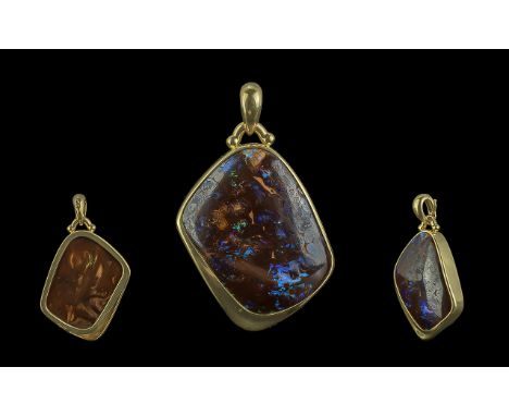 18ct Yellow Gold Superb Quality Natural Wood Opal Set Pendant - The Gold Mount Marked 18ct (750) The Australian Wood Opal Of 