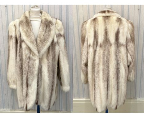 Beautiful 3/4 Length Mink Jacket, cream, made by Furs by Stephen of Blackpool, side slit pockets, shawl collar, hook and eye 