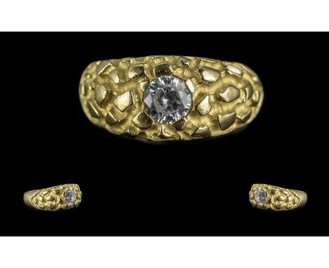 18ct Gold Attractive Single Stone Diamond Set Ring, marked 750 - 18ct to shank.  Excellent setting and shank.  The modern rou