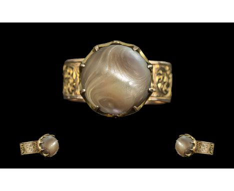 Victorian Period 1837 - 1901 Impressive 9ct Gold Ornate Banded Natural Pearl Set Ring. Pearl and Claw Setting Design. Hallmar