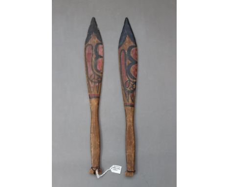 Decorated with stylised birds.  52cm long.  Good overall.  Ex R. Rey private collection, London, UK. Ex UK private collection