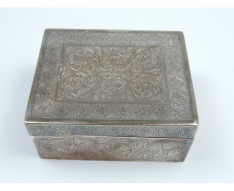 Silver Trinket Box with Engraved Decoration and Hinged Lid - 170 grams 