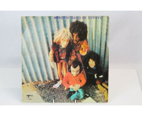 Vinyl - Jimi Hendrix - Band Of Gypsys (Track 2406 006) Stereo, puppet sleeve.  Edgewear to sleeve and corners.  Sleeve &amp; 