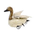 Blechfigur, flatternder Schwan, uralt, HL, LS, Hals und Kopf ohne Farbe, Uhrwerk intakt, L 17, Z 3