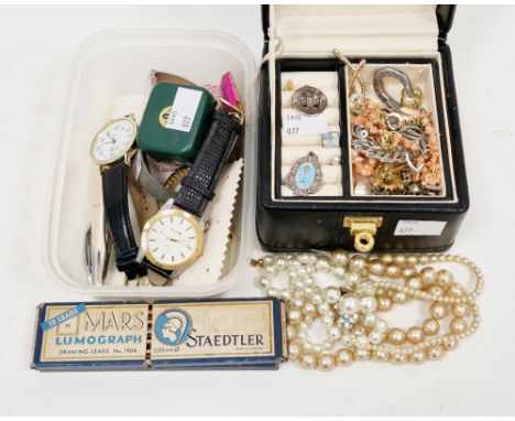 Mixed lot of costume jewellery&nbsp;including a silver 'With Thanks' scout's brooch, a silver and enamel pendant, simulated p