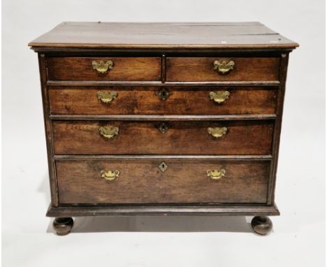William and Mary late 17th century oak chest, the rectangular top with thumb-mould edge over two short and three long graduat