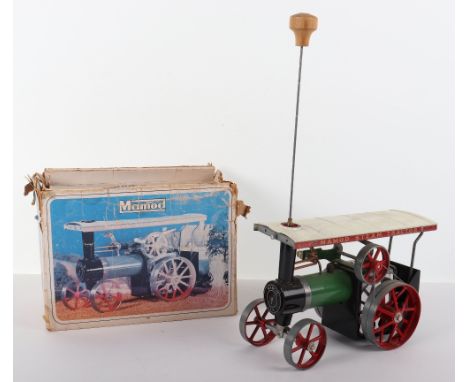 Boxed Mamod TE 1a Traction Engine, complete with steering rod, burner, funnel, leaflet, in very good original condition, box 