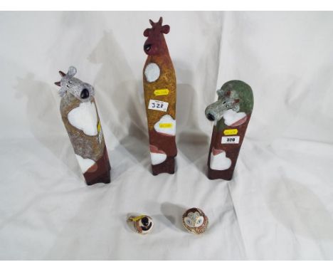 Three models entitled Farmyard Fun by Art Forum depicting models of cows,  entitled Gertrude,  Winifred and Daisy,and two dec
