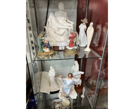 Religious figures, Nao figure and another 