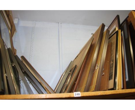 A shelf of pictures 