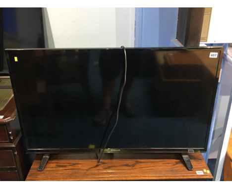 Finlux TV - 40" (with remote - remote has Netflix button)