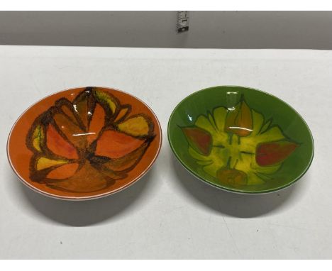 Two Poole pottery dishes d16cm 