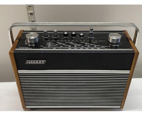 A vintage Hacker Hunter Radio (untested) 