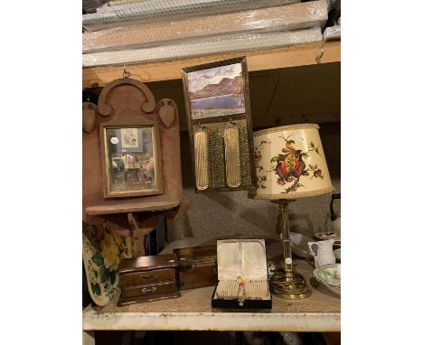 A COLLECTION OF VINTAGE DRESSING ROOM ITEMS TO INCLUDE A WALL MIRROR, CLOTHES BRUSHES A BRASS LAMP WITH SHADE AND JEWELLRY BO