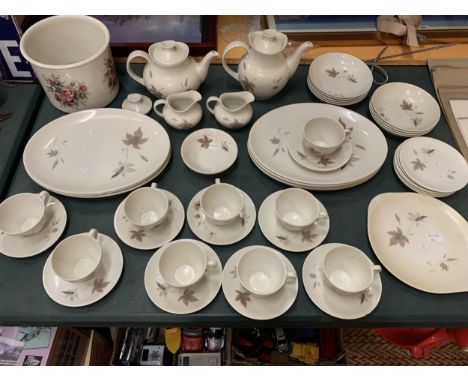 A ROYAL DOULTON 'TUMBLING LEAVES' DINNER SERVICE AND FURTHER PORTMEIRION PLANTER 