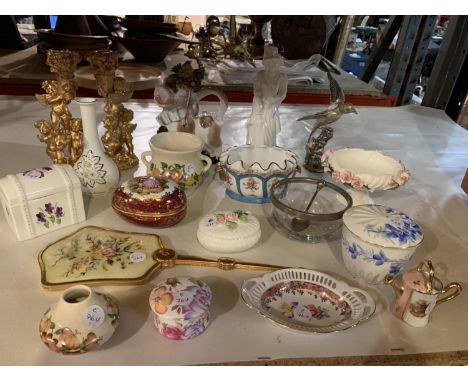 A COLLECTION OF CERAMICS TO INCLUDE CHERUB CANDLE HOLDERS AND TRINKET DISHES ETC 