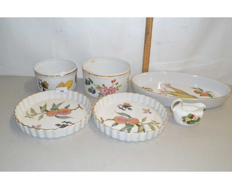 Mixed Lot: Various Royal Worcester Evesham pattern serving dishes and other items