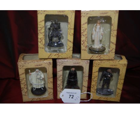 Collection of 23 diecast Lord of the rings miniature boxed figures.