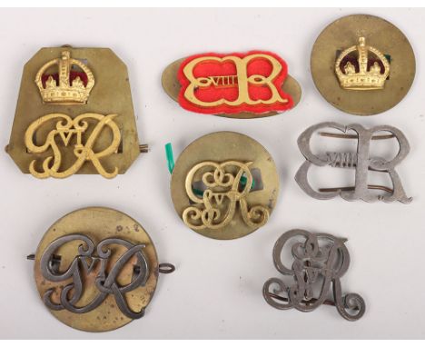 Small Assortment of British Regimental Army Recruiting  cap badges. Lot includes Edward 8th Army Recruiting, Army Recruiting 