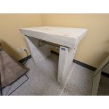 APPROX. 35" X 24" LAB SURFACE PLATE