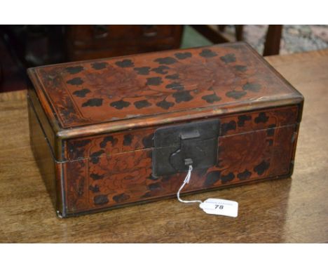Chinese lacquer snuff bottle box with two interior fitted trays