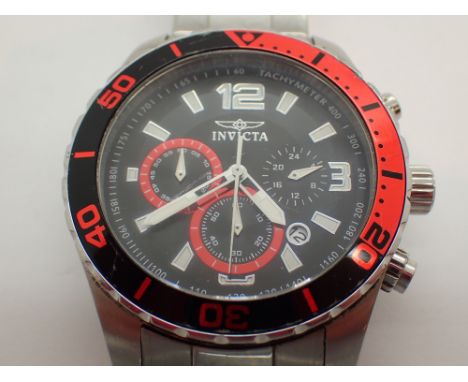 Gents Invictus divers wristwatch CONDITION REPORT: This item is working at lotting.