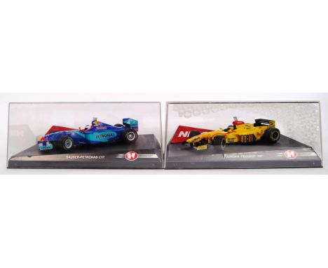 A collection of 2x original contemporary 1/32 scale Ninco Motorsport plastic racing slot cars to include; 50190 Sauber Petron